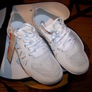 Nfinity Flyte Cheer shoes sneakers cheerleading NWT 6.5 used once!!